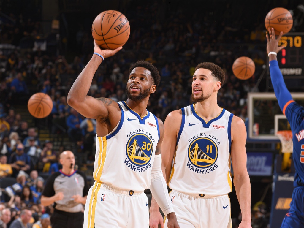 c7官网入口-11月20日下午，山东泰山队启程前往武汉，准备与武汉三镇队的中超联赛收官战