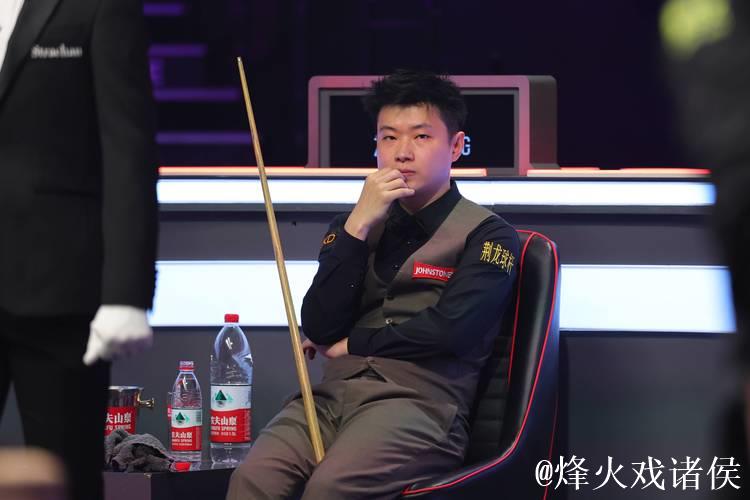 斯诺克大师赛：赵心童惜败希金斯 无缘四强