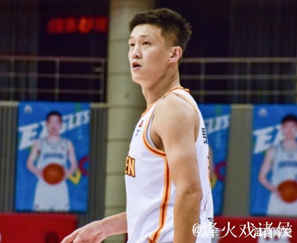 任骏威加入深圳男篮教练组 担任助教辅佐周鹏 任骏威加入深圳男篮教练组 担任助教辅佐周鹏